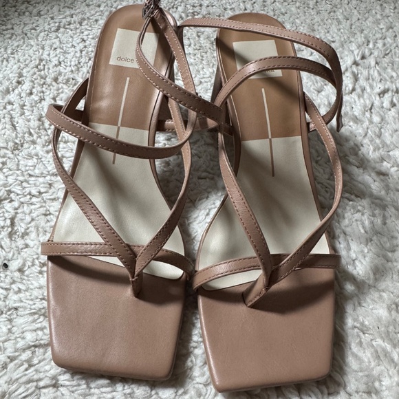 Dolce Vita Paroo Strappy Chunky Heels sz 8, tan - Picture 5 of 8